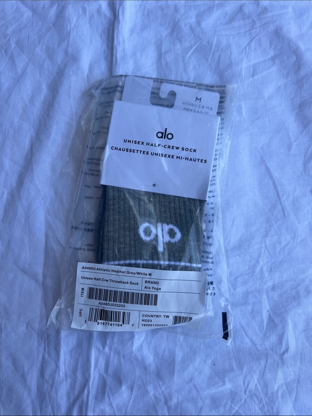 Alo Yoga Unisex Half-Crew Athletic Socks in Heather Grey with White